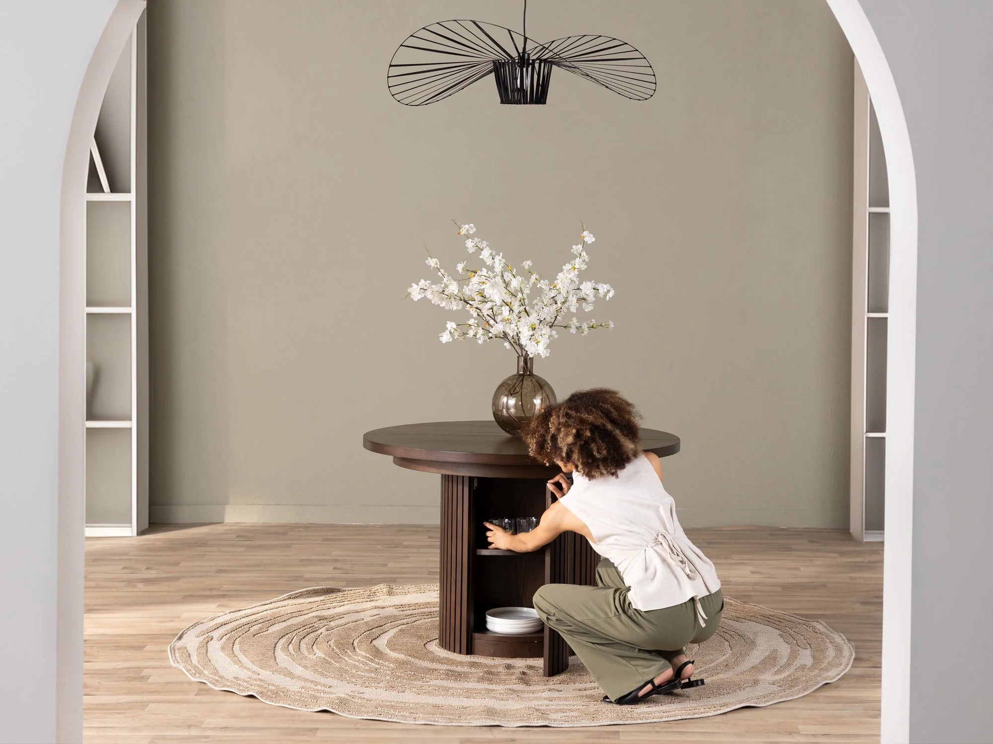 Round Dining Set - The Family - Image 44