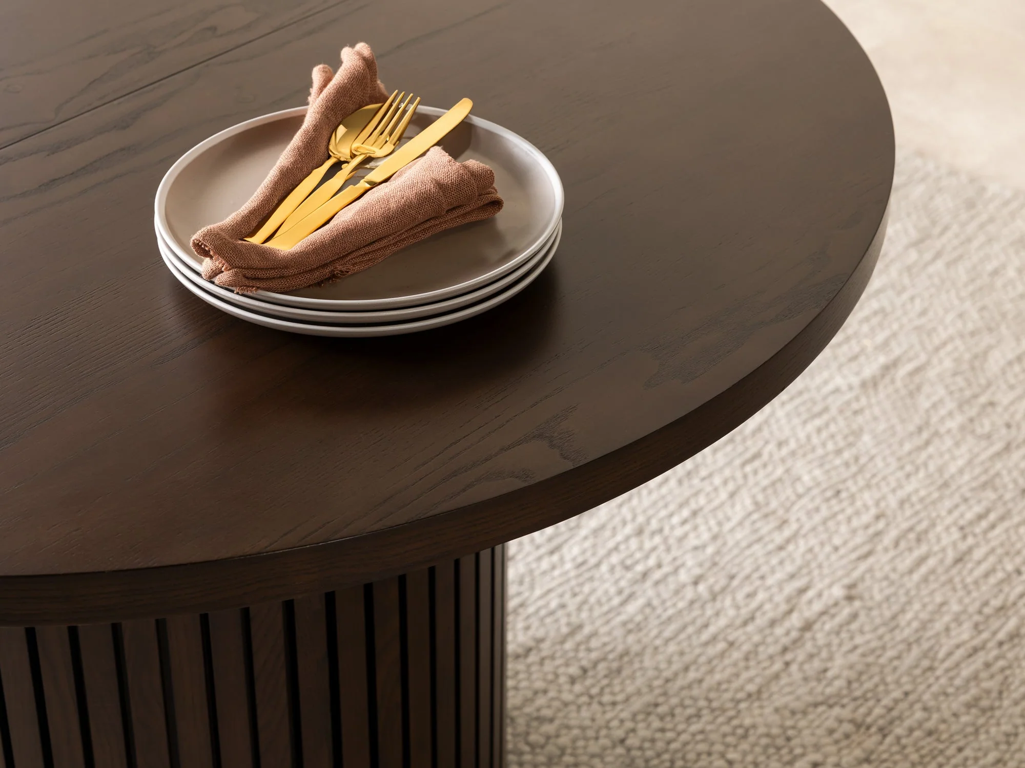 Round Dining Set - The Family - Image 49