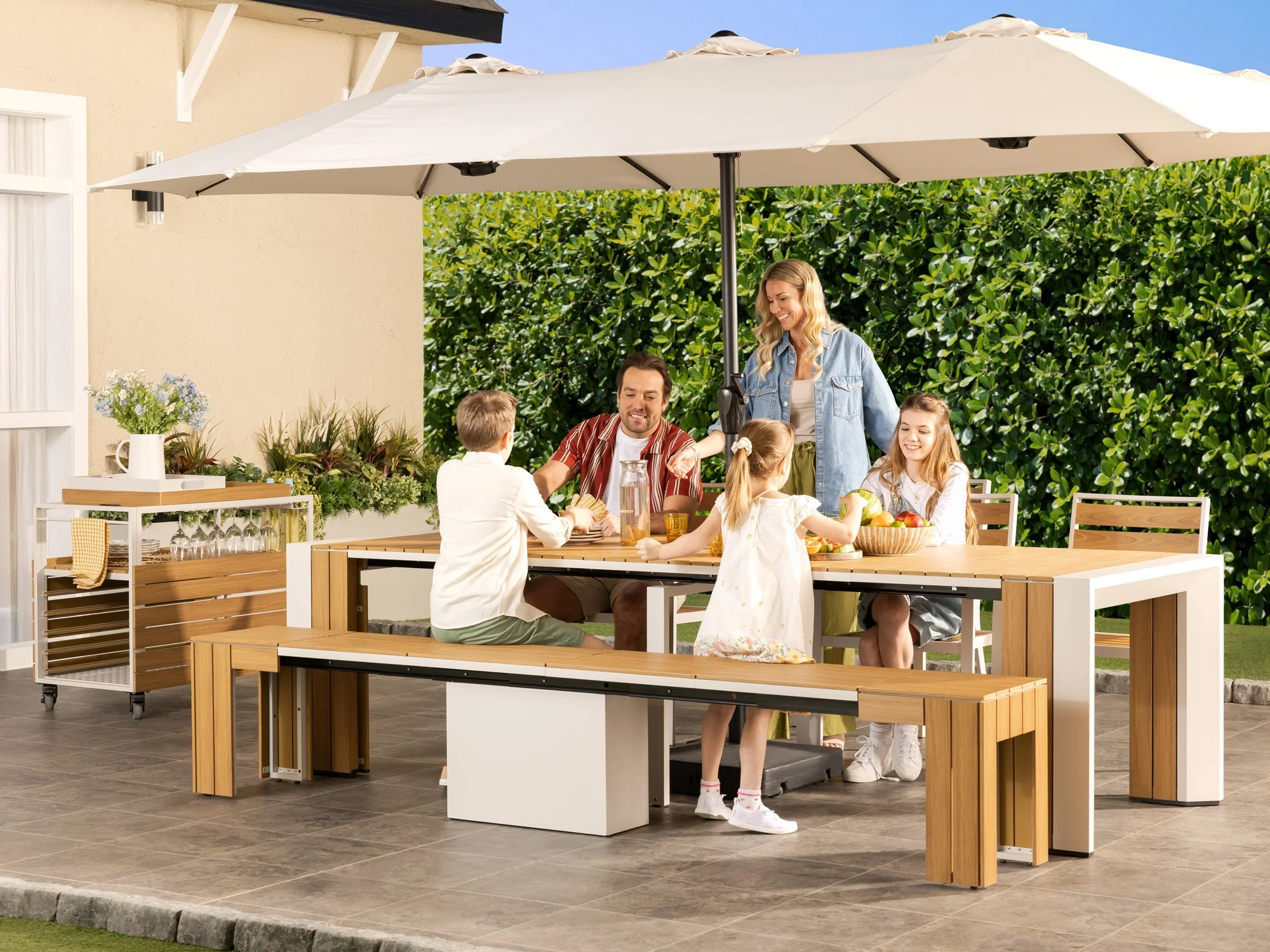 Transformer Outdoor Dining Set - The Host (Copy)